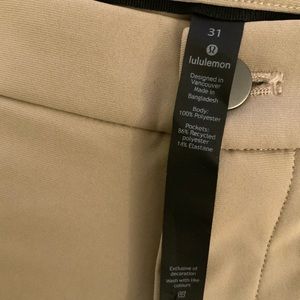 Lululemon men’s pants waist 31 classic style  Tan